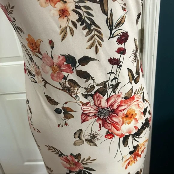 ANTONIO MELANI Ivory Floral Sheath Dress with Pink and Orange Blooms - Picture 2 of 6